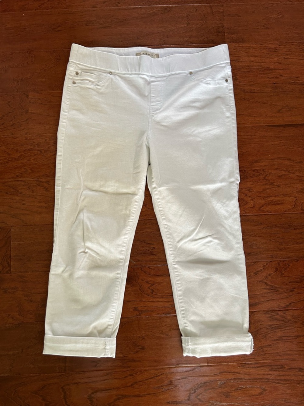 White pull on jeans. Sz 12